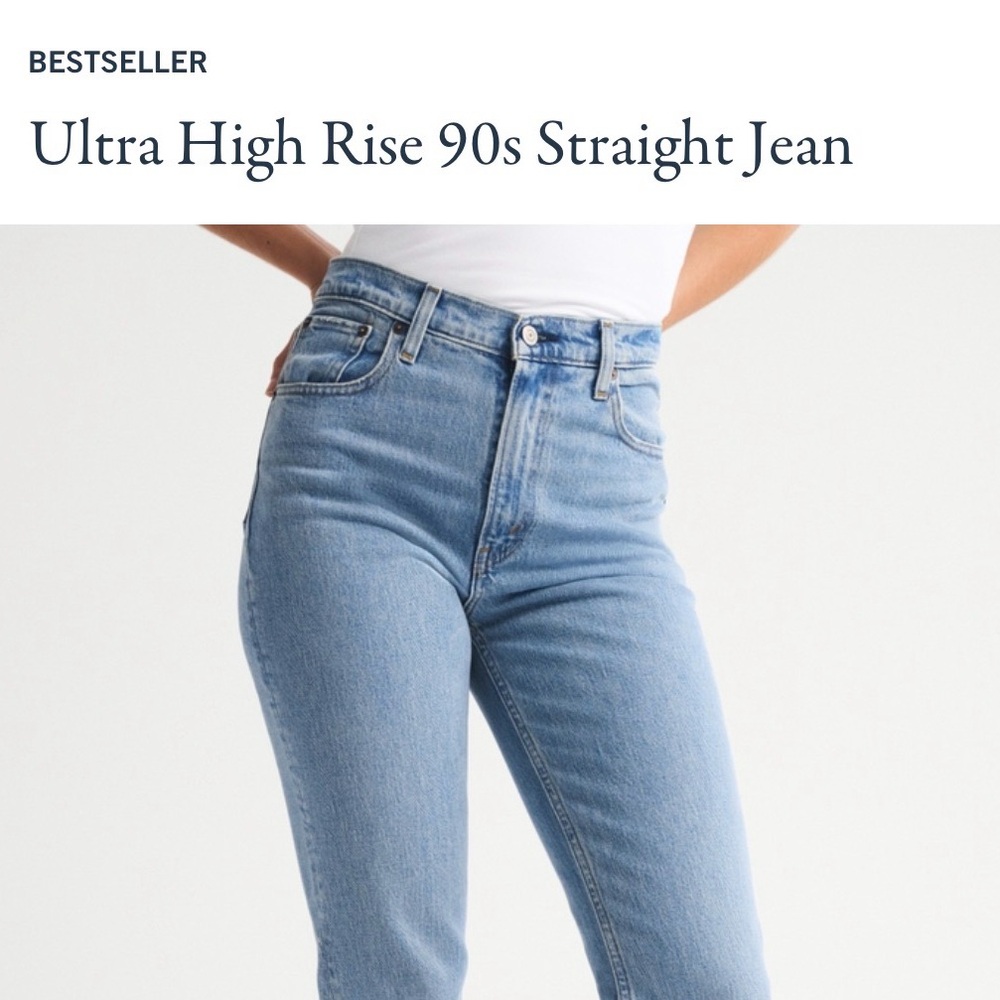 Abercrombie & Fitch Ultra High-Rise 90s Straight Jeans - Light Blue Wash
